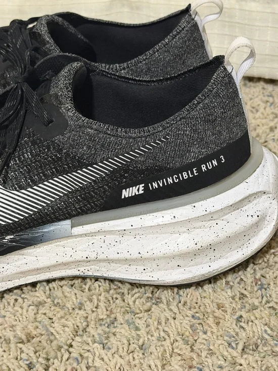 Nike ZoomX Invincible Run 3 Mens sz 14 Oreo Black White Running shoes sneakers - Picture 3 of 7
